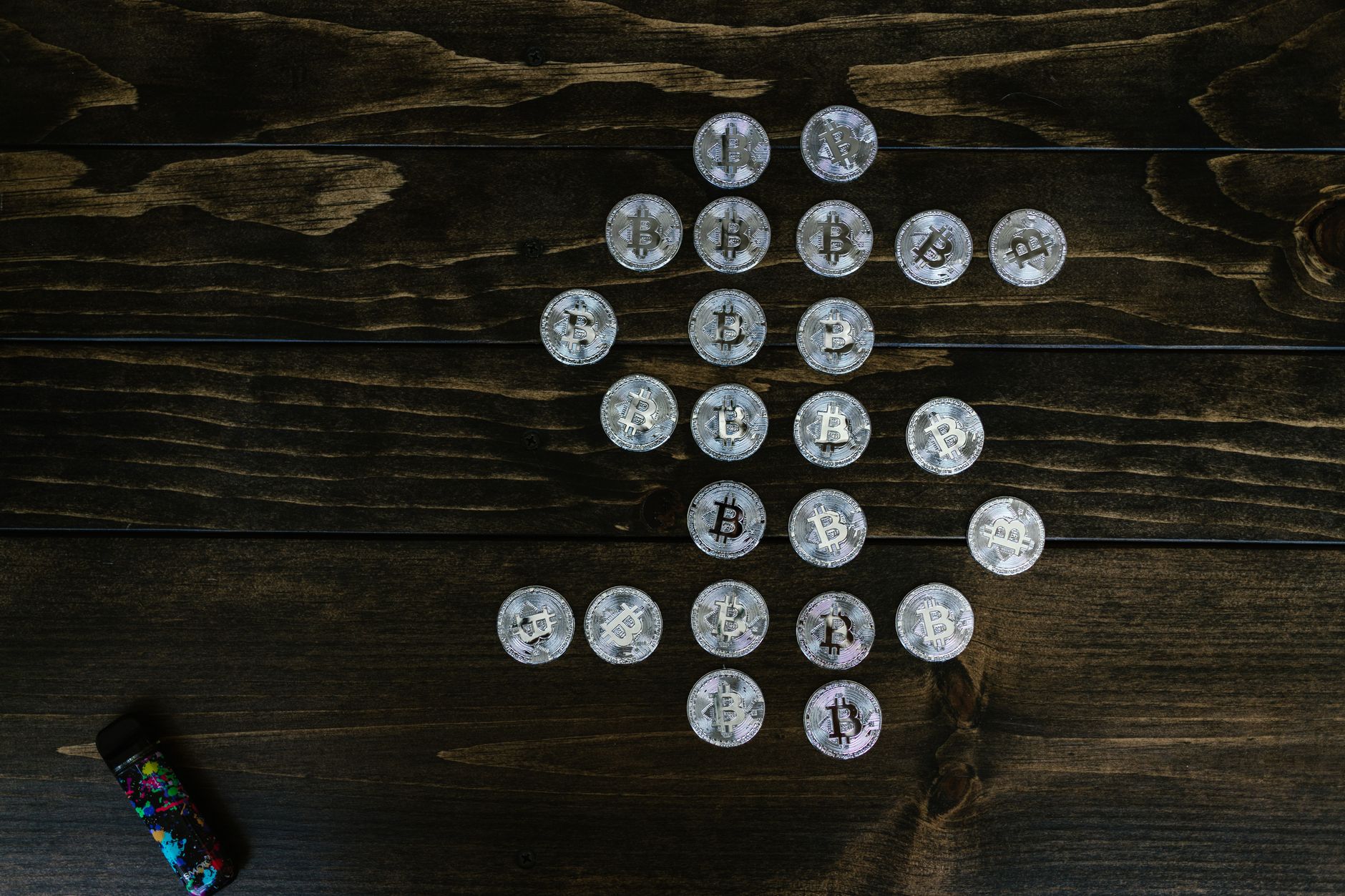 Digital stablecoin tokens representing accumulated crypto market liquidity