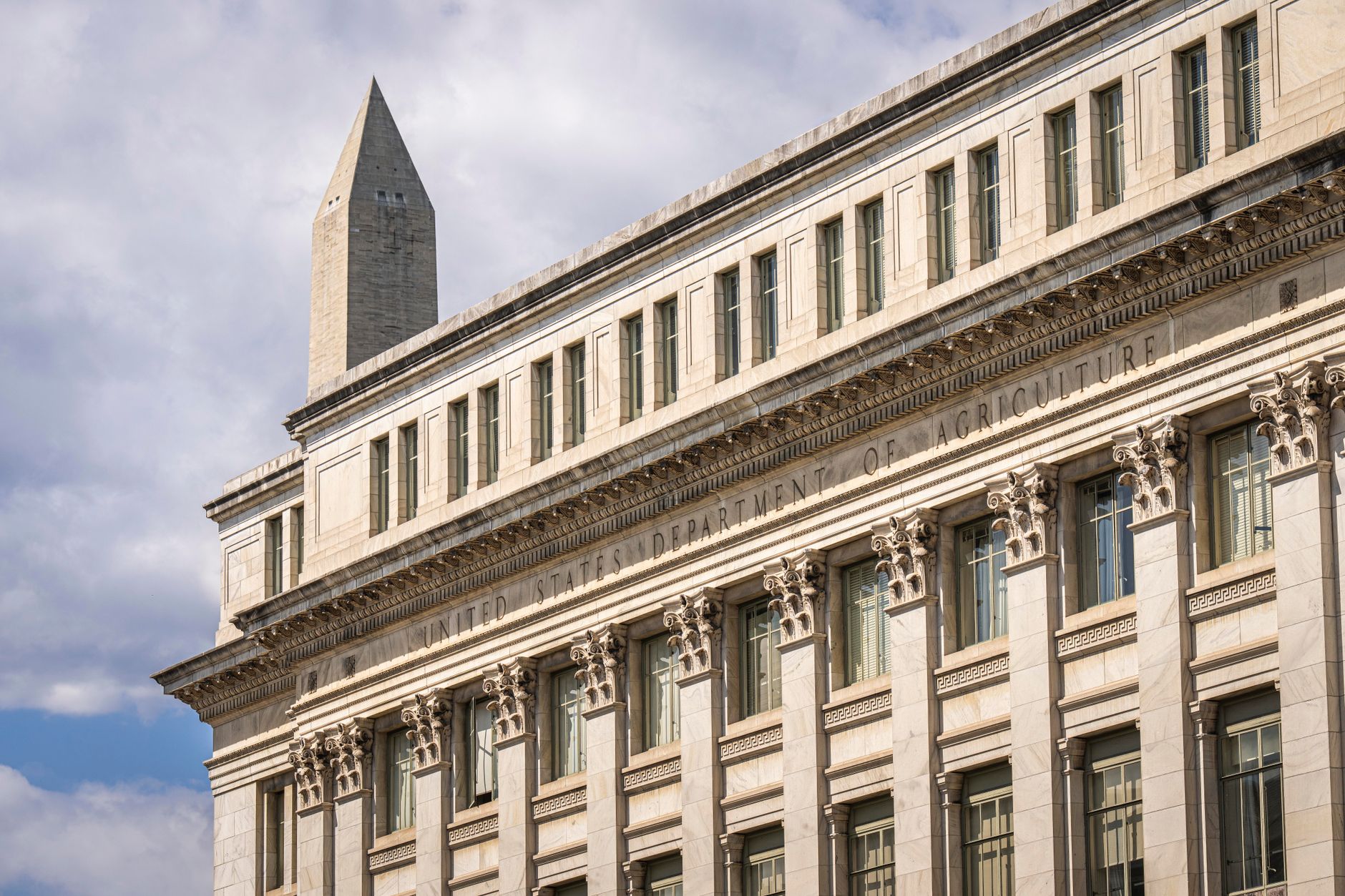 Federal Reserve building exterior representing interest rate policy and monetary decisions