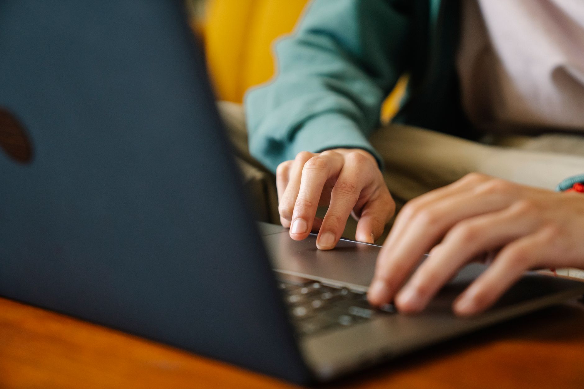 Laptop displaying online betting platform representing offshore gambling market access in Canada